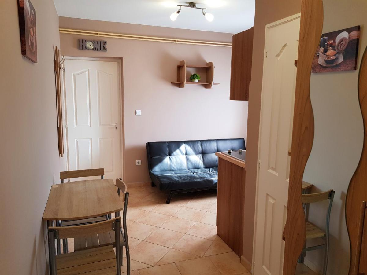 Napsugar Villa B Siofok Bagian luar foto